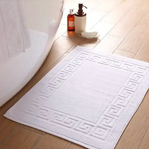 Bath Mat Classic 300GMS (80% Cotton) Maze Border